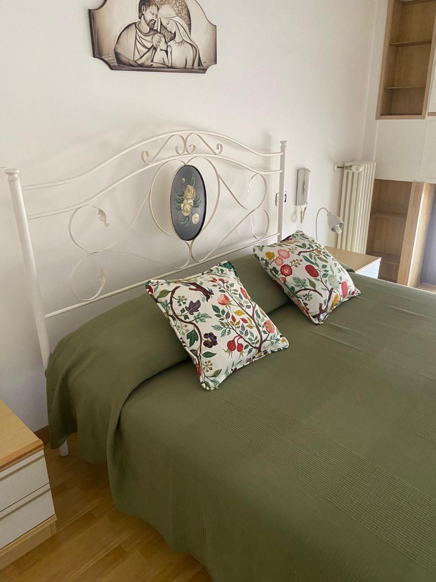 Pm 13A Via Tenente Devenuto Guest House Giovinazzo Kültér fotó